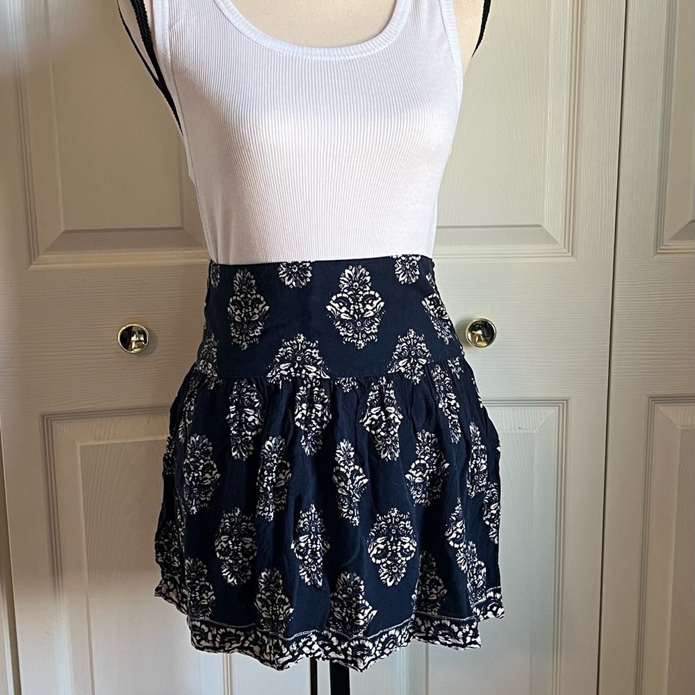 Hollister Skirt